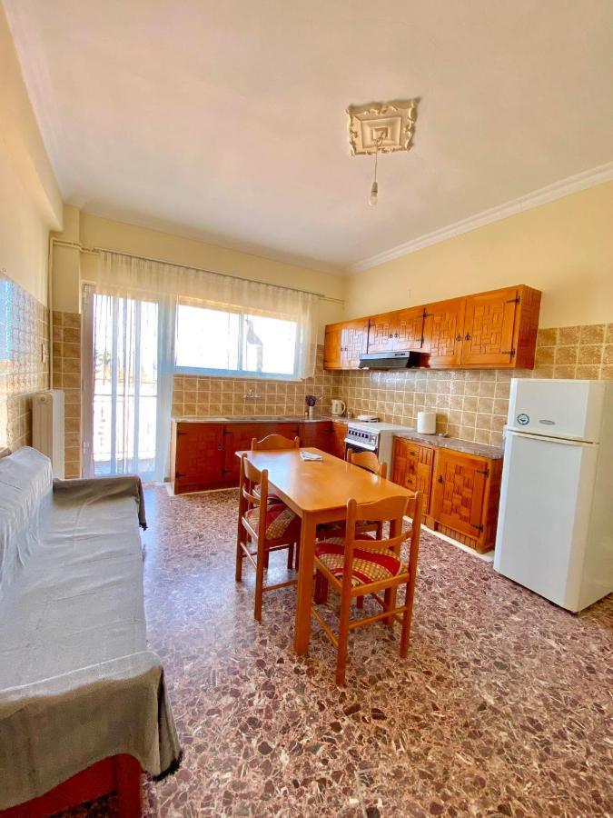 Dimitris Apartment Diakopto Esterno foto